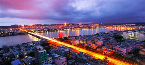 石代鲜疯石锅饭